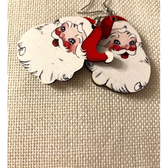 NEW! Two Pairs Of Santa Earrings - Red Santa & Pink Santa Jewelry - Picture 4 of 10